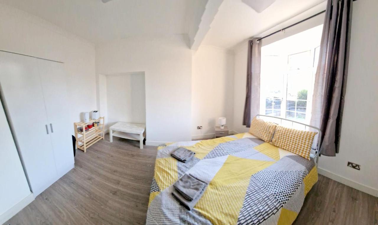 Lilleshall Rooms Mitcham Εξωτερικό φωτογραφία