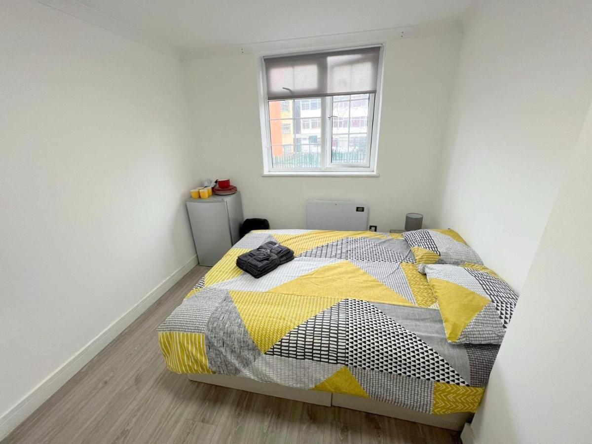 Lilleshall Rooms Mitcham Εξωτερικό φωτογραφία