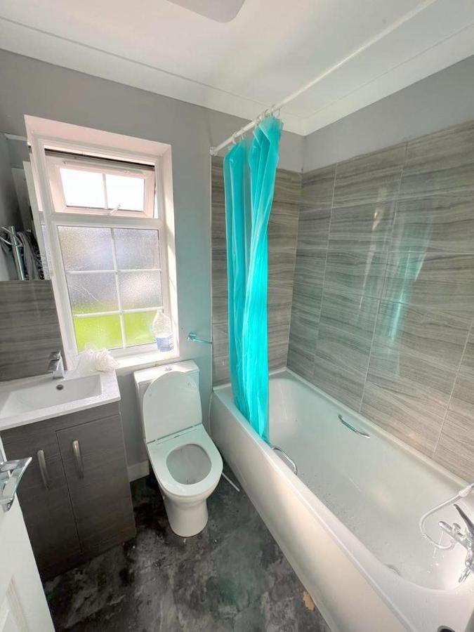 Lilleshall Rooms Mitcham Εξωτερικό φωτογραφία